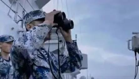 海军阅兵,如何选择更合适的望远镜?
